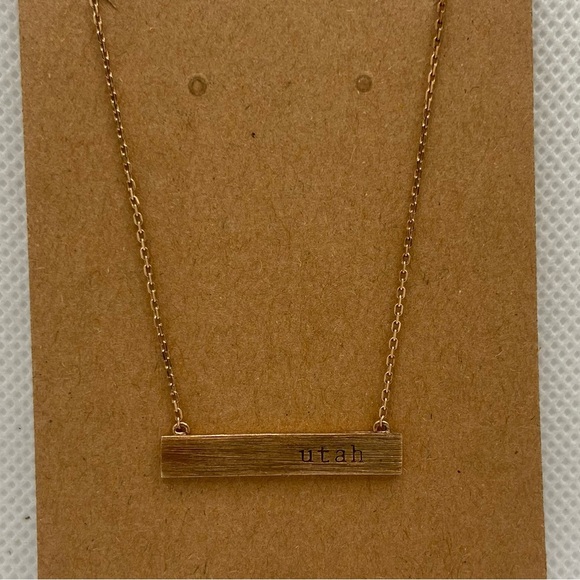 Utah Bar Necklace in Gold Tone - Picture 3 of 3
